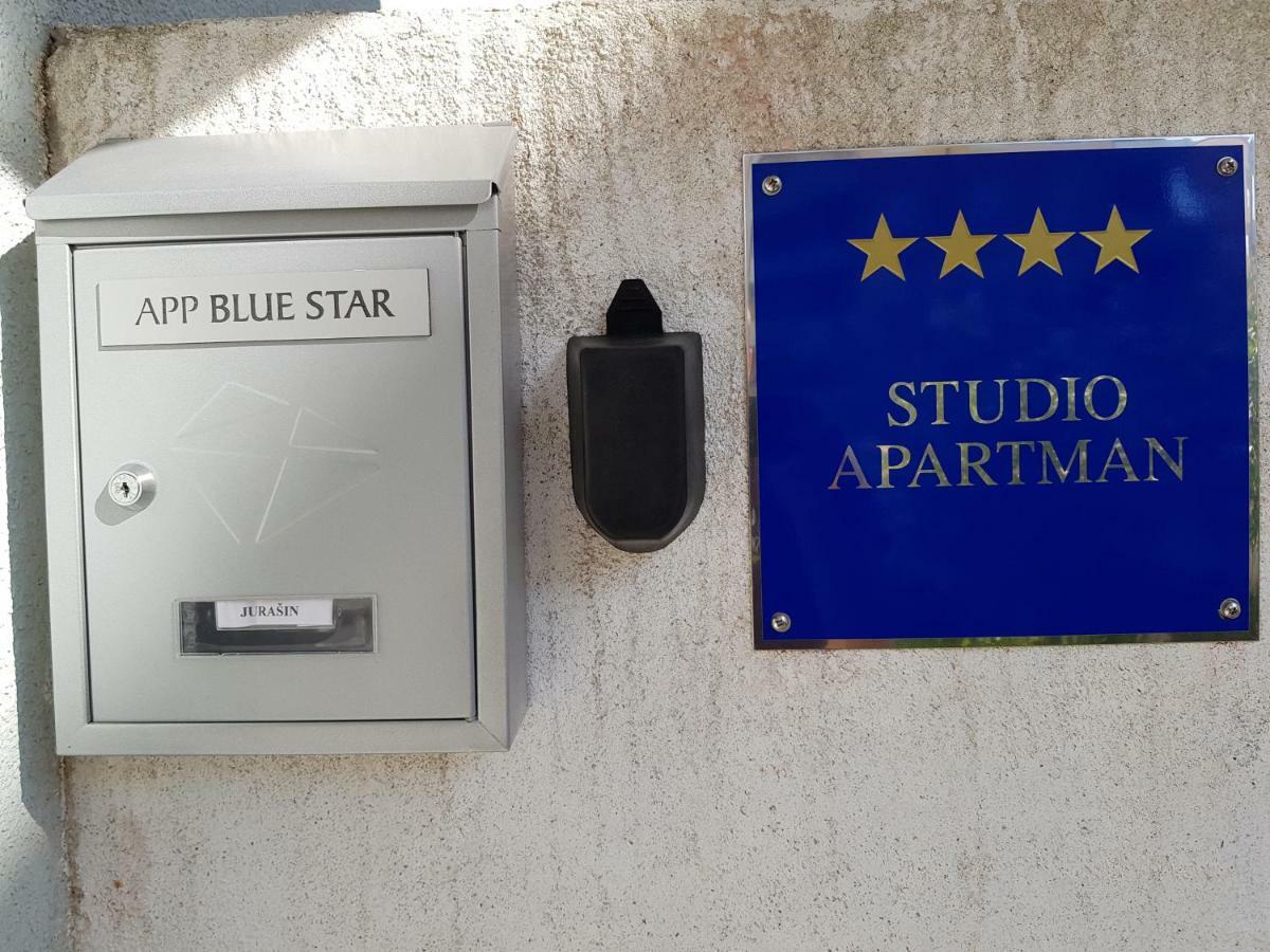 Blue Star Apartment Premantura Exterior photo
